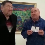 Суретші Жапақ Е.Қ., Нұр-сұлтан қ. СО-ның құрметті мүшесі атағы табыс етілуі