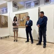 Жеңіс Какенұлының кескіндеме және графикалық туындыларының «Күміс қауырсын»  атты жеке көрмесінің ашылуы өтті. 